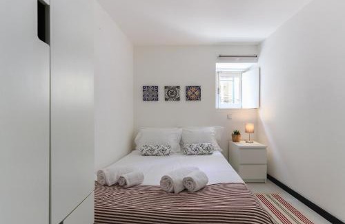 Encarnacao Apartment | Tailor Made Flat in Central Bairro Alto
