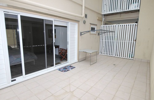 Brisbane Waterfront Apartment | Tangalooma Beach Front Apartment 4