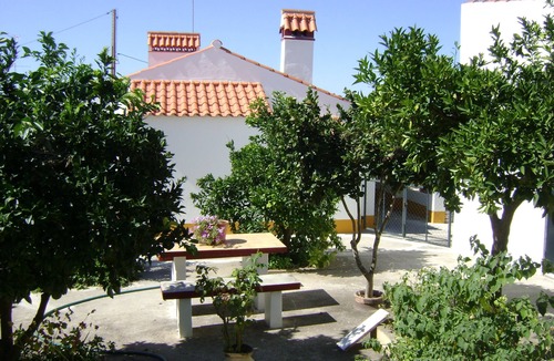 Barretos Cottage | Tapada da Beirã - Private Room in House