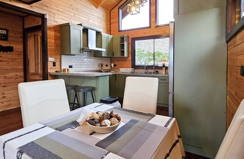 Canton Tarrazu Cabin | Tarrazú Uru Cabin: Epic Mountain Views