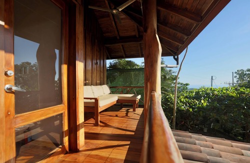Belen de Nosarita House | Teak house with Samara,Nosara&Ocean views,1 Bedrm, Starlnk, hot H20, AC, kitchen