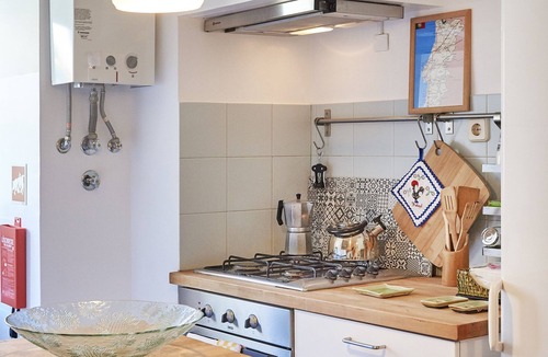 Alfama Apartment | TERRACE WITH RIVER VIEW * 1BD APT *