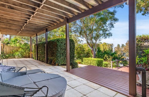 Terrigal House | Terrigal Sunrise with lake views