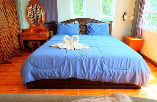 Tha Sala Hotel | Tharadol Beach Resort