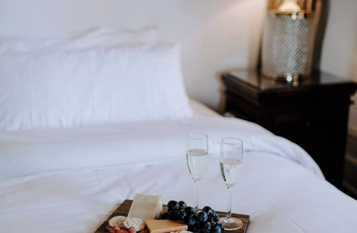 Warwick Hotel | The Abbey