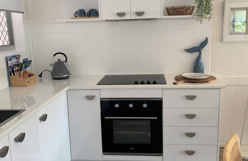 Torquay Apartment | The Bay Beach Shack - Beachside @ Torquay, Hervey Bay