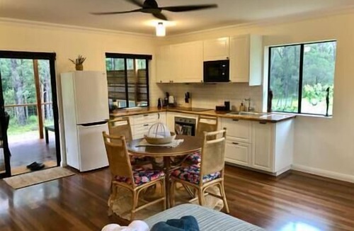 Valla Beach House | The Bungalow - Luxurious & Calm | Beach & Bush