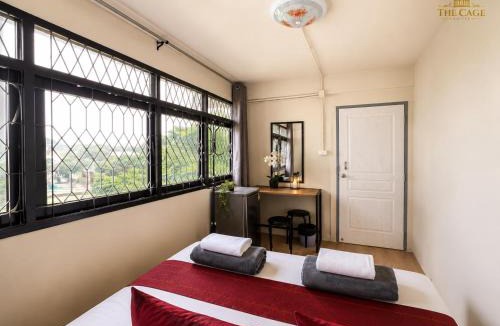 Chong Nonsi House | The Cage Suites