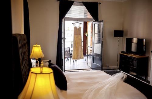 Tenterfield Hotel | The Commercial Boutique Hotel