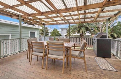 Shellharbour House | The Cottage - Shellharbour Village
