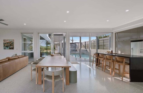 Pottsville House | The Dune House- Absolute Beachfront Escape