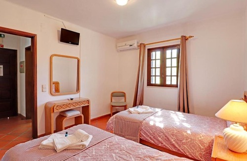 Alpouvar Apartment | The happy stay