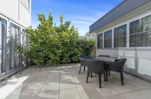 Bowral Villa | The Hidden Door Bowral Villa - the Heart of Bowral