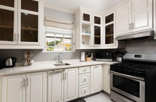 Saint Peter Parish Villa | The Little White Cottage