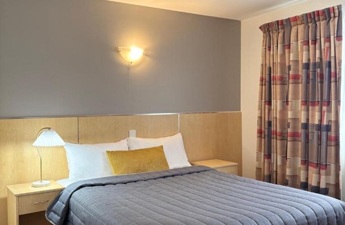 Emerald Hotel | The Mayfair Emerald