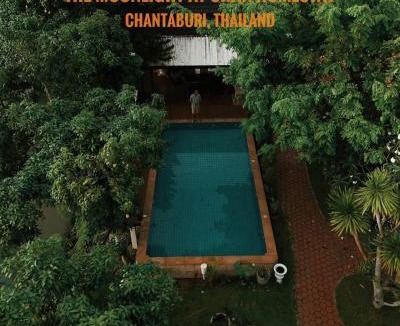 Chanthaburi House | The Moonlight at Chan Home Stay, house on the canal