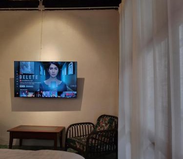 Talat Hostel | The Ordinary 8