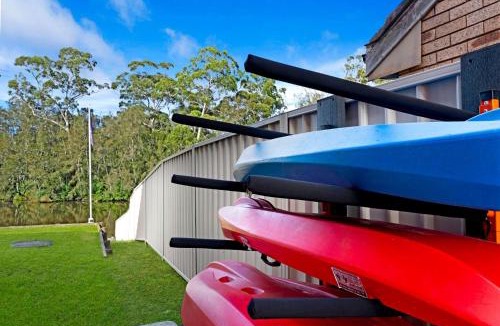 Chittaway Point House | The Point Retreat Waterfront Escape
