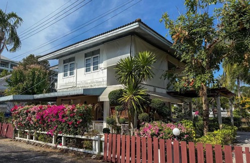 Huai Yang House | The Rich Instantly Home