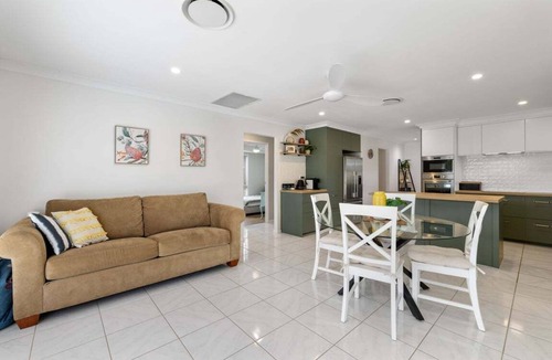 Banksia Beach House | The Salty Anchor Banksia Beach