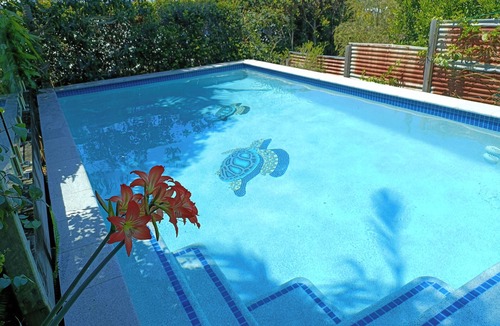 Yaroomba Apartment | The Treehouse at Squeaky Sands | Luxury, Serenity, Views