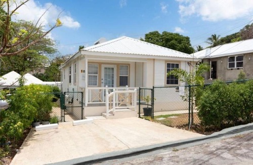 Durants Villa | The White Villa