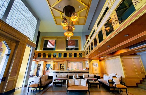 Nai Mueang Hotel | Tohsang Heritage Ubon Hotel