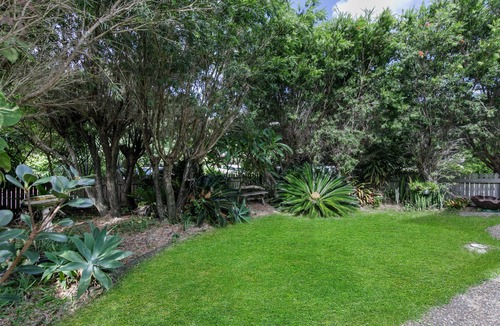 Point Lookout House | Townhouse - High Speed NBN and walk to everything