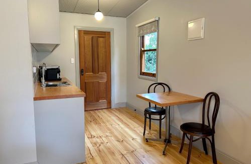Willunga Bed & Breakfast | Tread Lightly Willunga Cabins