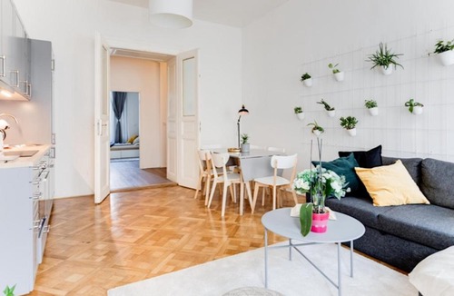 Lisbon Old Town House | Treeway Hotel