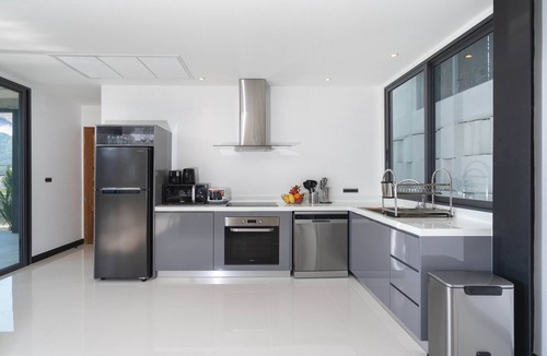 Ban Saiyuan Villa | Trendy Modern Pool Villa Sunset Garden 4