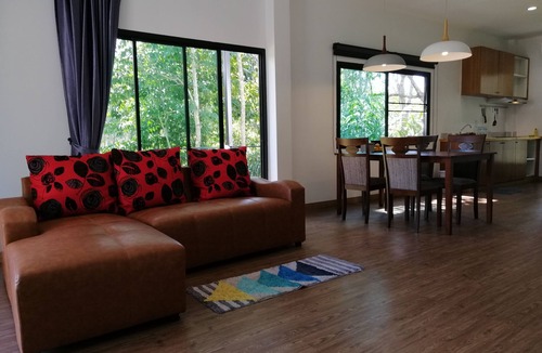 Thep Kasattri House | Twin Villa