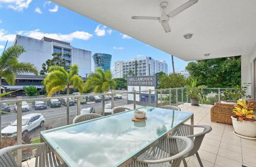 Cairns Apartment | Two-Bedroom Apartment in Cairns City Centre