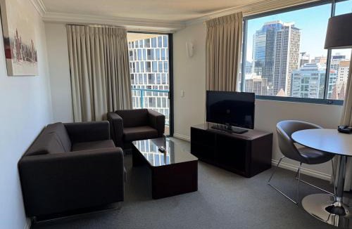 Brisbane Central Business District Apartment | Two-bedroom City Escape I Mantra on Queen