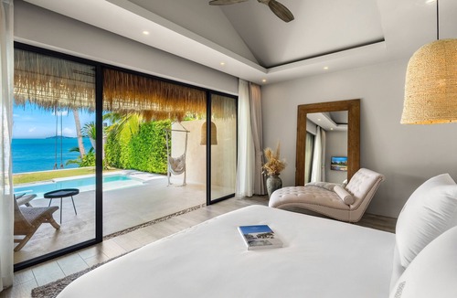 Bophut Villa | Unique Beachfront Mansion in Koh Samui top location