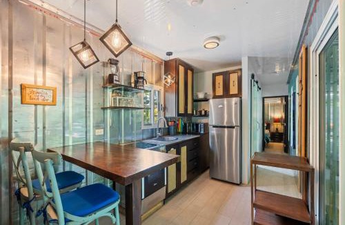 Potrero House | Unique Container Home with Private Pool and Deck