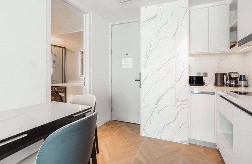 Choeng Thale Apartment | Unit 2303 Beachfront Pool-facing + Sea View