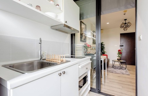 Bang Na Apartment | Urban Elegance Knightsbridge BTS Bearing