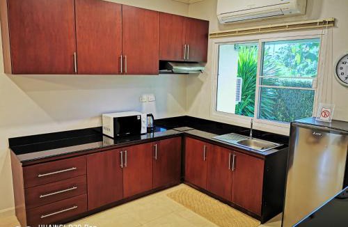 Si Sunthon House | Vacation Garden Villa