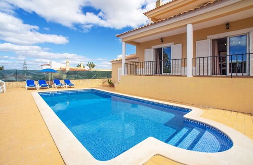 Estombar House | Vacation home Silena by Interhome