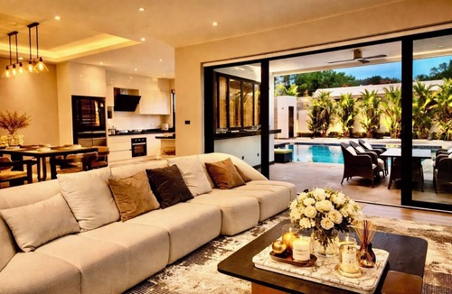 Pa Daet Villa | Vantara Private Villa Chiangmai