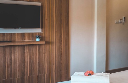 Lat Sawai Hotel | Venice Resort