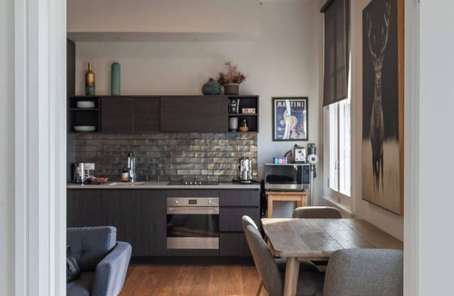 Darlinghurst Apartment | Vibrant Darlinghurst Inner City Oasis