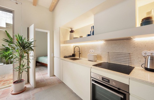 Raposeira House | Vila Verde - Charming West Algarve Townhouse with Rooftop Terrace