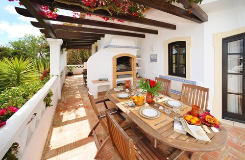 Caramujeira Villa | Villa Andressa - Three Bedroom Villa, Sleeps 6