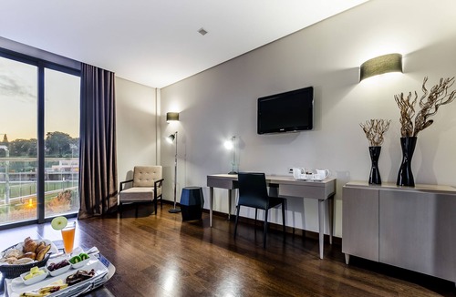 Batalha Hotel | Villa Batalha