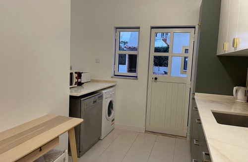 Ericeira Villa | Villa 'Da Lua' with Shared Pool, Wi-Fi and Air Conditioning