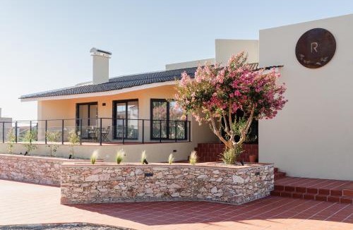Avis Bed & Breakfast | VILLA DOS R'S
