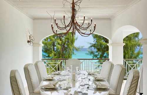 Old Trees Bay Apartment | Villa Old Trees 6 – Firefly – Oceanfront Penthouse Living on Paynes Bay, Barbados