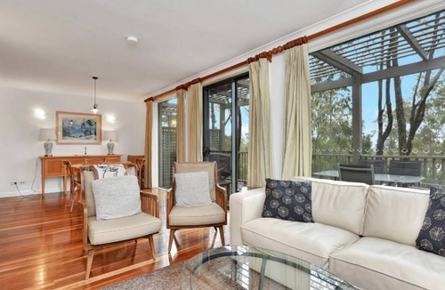Pokolbin Villa | Villa Rose with Free Wine Tasting Included